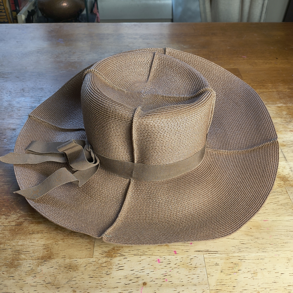 Vintage Union made light brown straw sunhat with bow